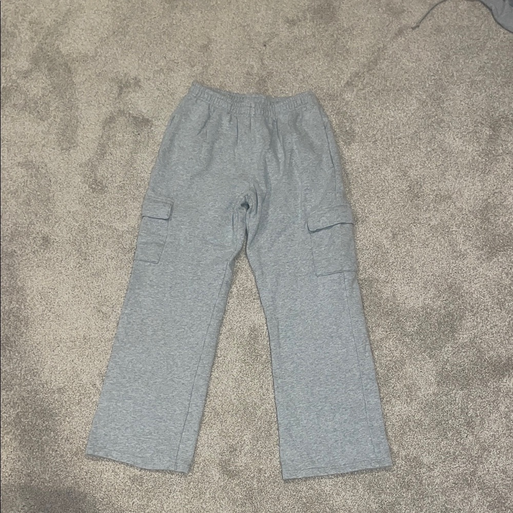 BRANDY MELVILLE (JOHN GALT) CARGO SWEATPANTS - ONE SIZE